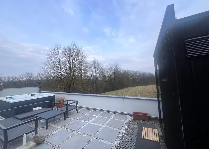 Zeitlberg Panoramawohnung Mit Privat Zeitlarn